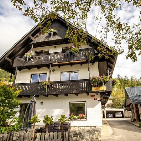 Apartma Kosnik Perunika ボーヒニ エクステリア 写真