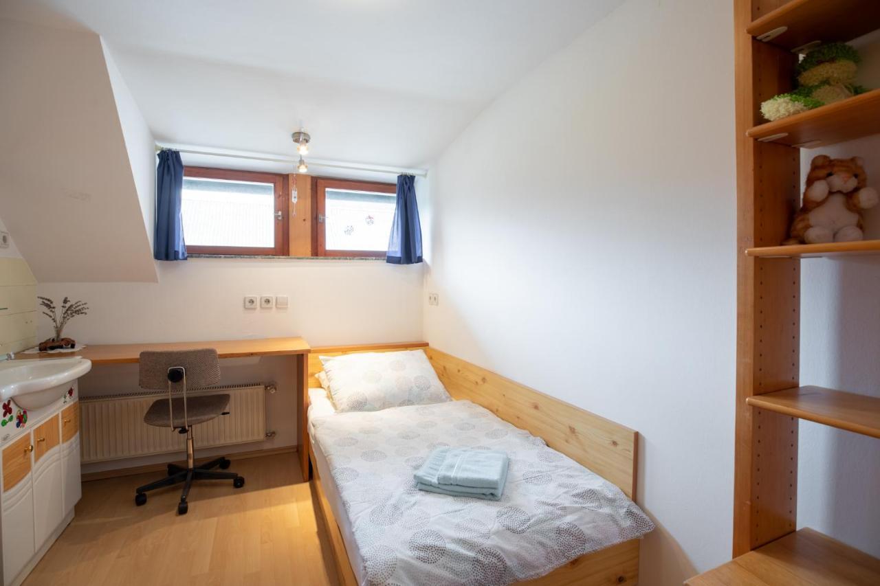 Apartma Kosnik Perunika ボーヒニ エクステリア 写真