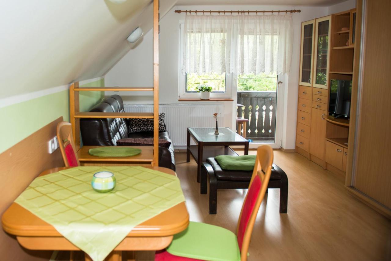 Apartma Kosnik Perunika ボーヒニ エクステリア 写真