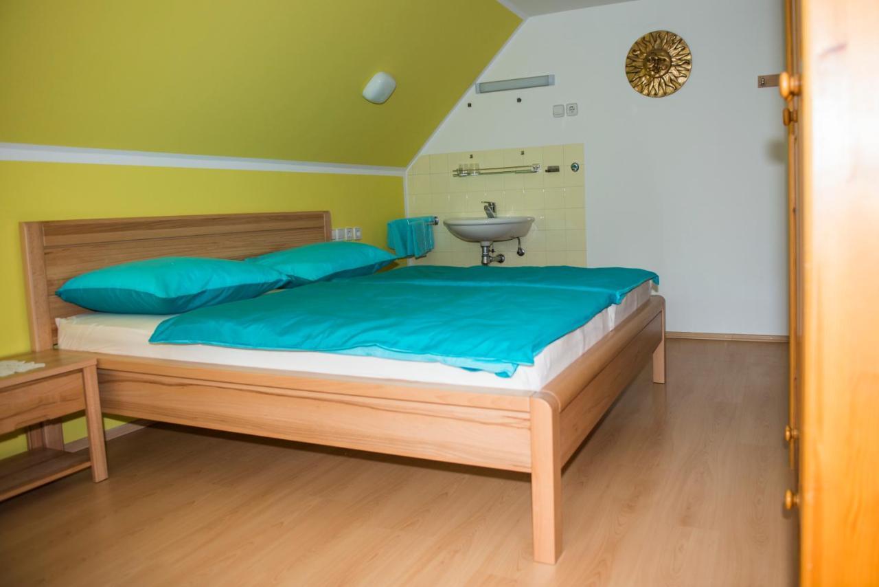 Apartma Kosnik Perunika ボーヒニ エクステリア 写真